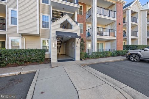 apt-134-3304 Wyndham Cir, ALEXANDRIA, VA, 22302-4302 | Card Image