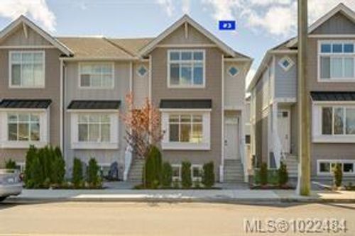 3-10480 Resthaven Dr, Sidney, BC, V8L3H7 | Card Image