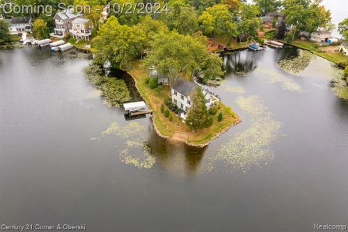 250 Oak Island Drive, Wolverine Lake Vlg, MI, 48390 | Card Image