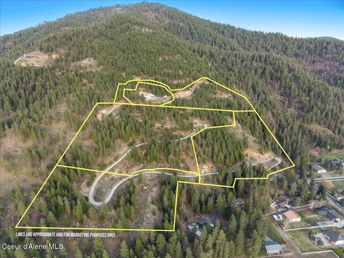 4095 E Erickson Dr, Dalton Gardens, ID, 83815-7902 | Card Image