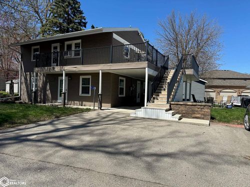 4616 Wesley Dr, Clear Lake, IA, 50428-8676 | Card Image