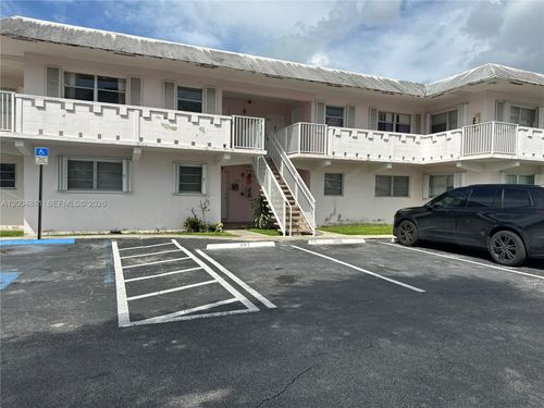 d216-7424 Sw 82nd St, Miami, FL, 33143-7319 | Card Image