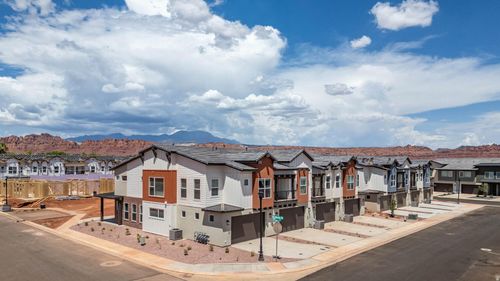 3950 W Bobcat Dr, Santa Clara, UT, 84765-5803 | Card Image