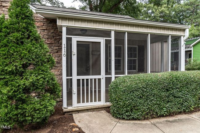 003-1920x1080-front-porch | Image 8