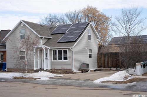 1317 Third St, Estevan, SK, S4A0S1 | Card Image
