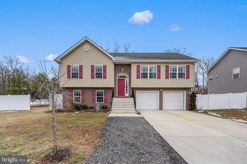4635 Pendall Dr, FORT WASHINGTON, MD, 20744-1154 | Card Image