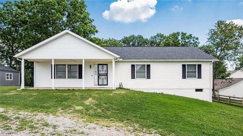 650 Pleasant Grove Rd, Zanesville, OH, 43701-3963 | Card Image