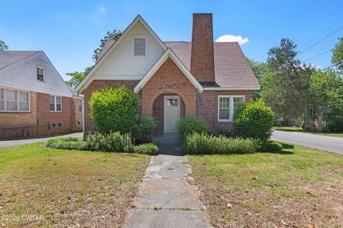 307 Morningside Dr, Jackson, TN, 38301-4147 | Card Image