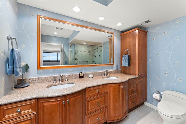 APT-1102 - 1700 Grandview Ave, Condo with 2 bedrooms, 2 bathrooms and 2 parking in Mt Washington PA | Image 26