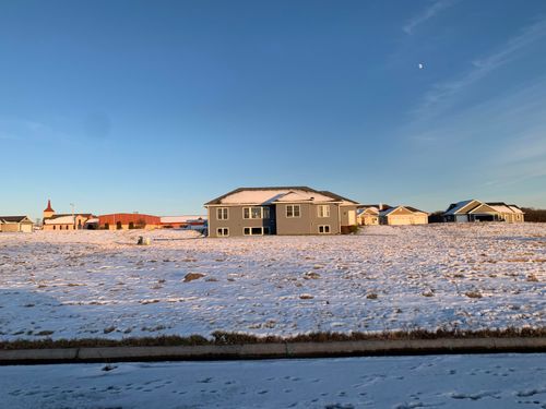 1507 Woodcrest St, Howards Grove, WI, 53083-1436 | Card Image