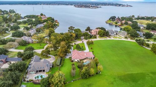 66 Lake Estates Dr, Montgomery, TX, 77356-8068 | Card Image