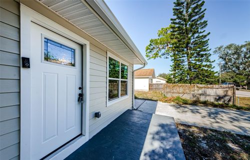 3562 Fisher Rd, PALM HARBOR, FL, 34683-6712 | Card Image