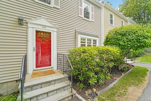422 Carrollwood Dr, Tarrytown, NY, 10591-5204 | Card Image