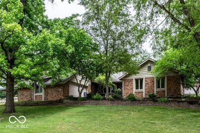 8535 Hunting Trail, House other with 3 bedrooms, 2 bathrooms and null parking in Indianapolis IN | Image 1