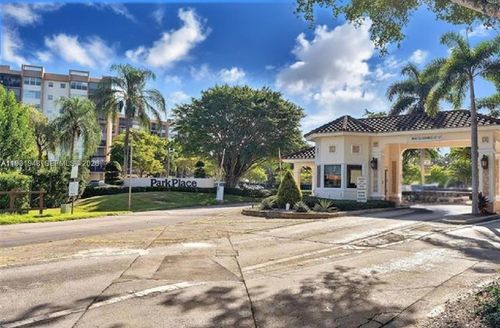 apt-l22-1300 Saint Charles Pl, Pembroke Pines, FL, 33026-3214 | Card Image