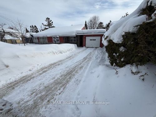 377 Barrie Rd, Orillia, ON, L3V2S1 | Card Image