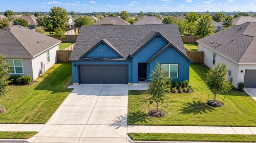 1823 Windsor Boulevard, Lockhart, TX, 78644 | Card Image