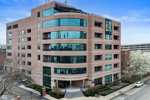 apt-48-225 N New Jersey St, Indianapolis, IN, 46204-2671 | Card Image