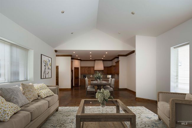 205 Shaun Ln, House other with 4 bedrooms, 5 bathrooms and 2 parking in Hailey ID | Image 6