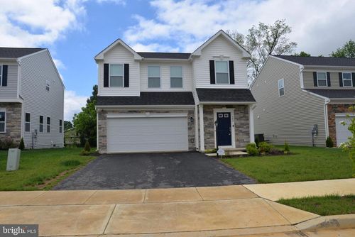 382 Freeman St, RANSON, WV, 25438-5548 | Card Image
