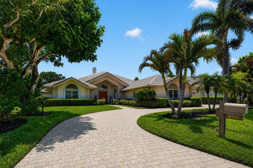 6711 Se Barrington Dr, Stuart, FL, 34997-8639 | Card Image