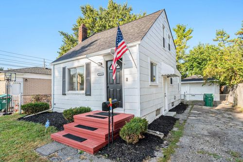 23735 Donald Ave, Eastpointe, MI, 48021-1833 | Card Image