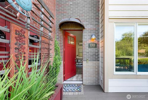1301 8th St, Bellingham, WA, 98225-7323 | Card Image