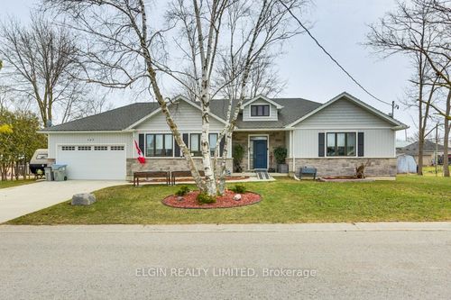 167 Elgin St, Centralia, ON, N0M1K0 | Card Image