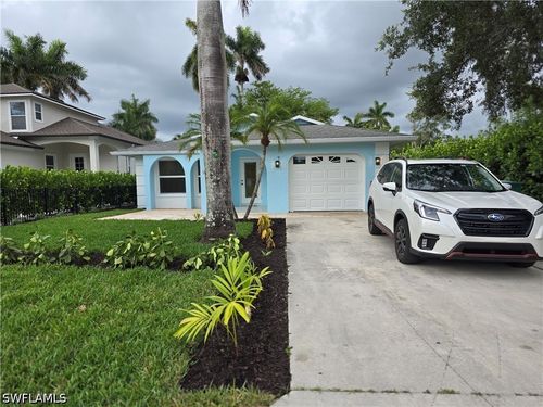 1039 Michigan Ave, NAPLES, FL, 34103-3856 | Card Image