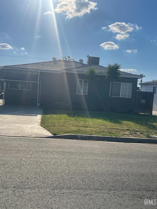 1201 El Toro Drive, Bakersfield, CA, 93304 | Card Image