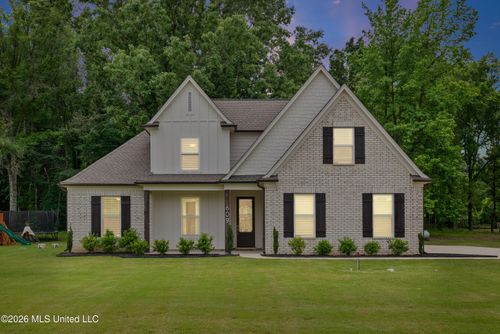 609 Centerline Roper Loop, Byhalia, MS, 38611 | Card Image