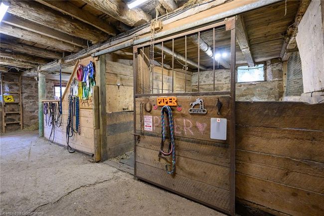1396 Progreston Rd, Home with 5 bedrooms, 3 bathrooms and 20 parking in Carlisle ON | Image 8