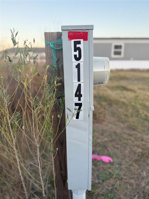 5147 Road 5210, Cleveland, TX, 77327-2756 | Card Image