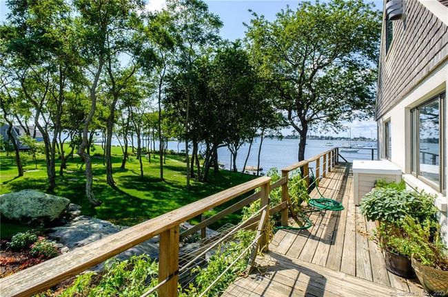 Wrap around deck | Image 4