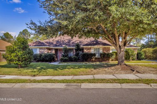 13400 Tara Hills Dr, Gulfport, MS, 39503-2332 | Card Image