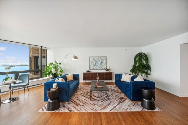 APT-19 - 1418 N Lake Shore Dr, Condo with 3 bedrooms, 4 bathrooms and 2 parking in CHICAGO IL | Image 13