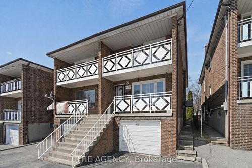 402 Kingston Road, Toronto, ON, M4L1T9 | Card Image
