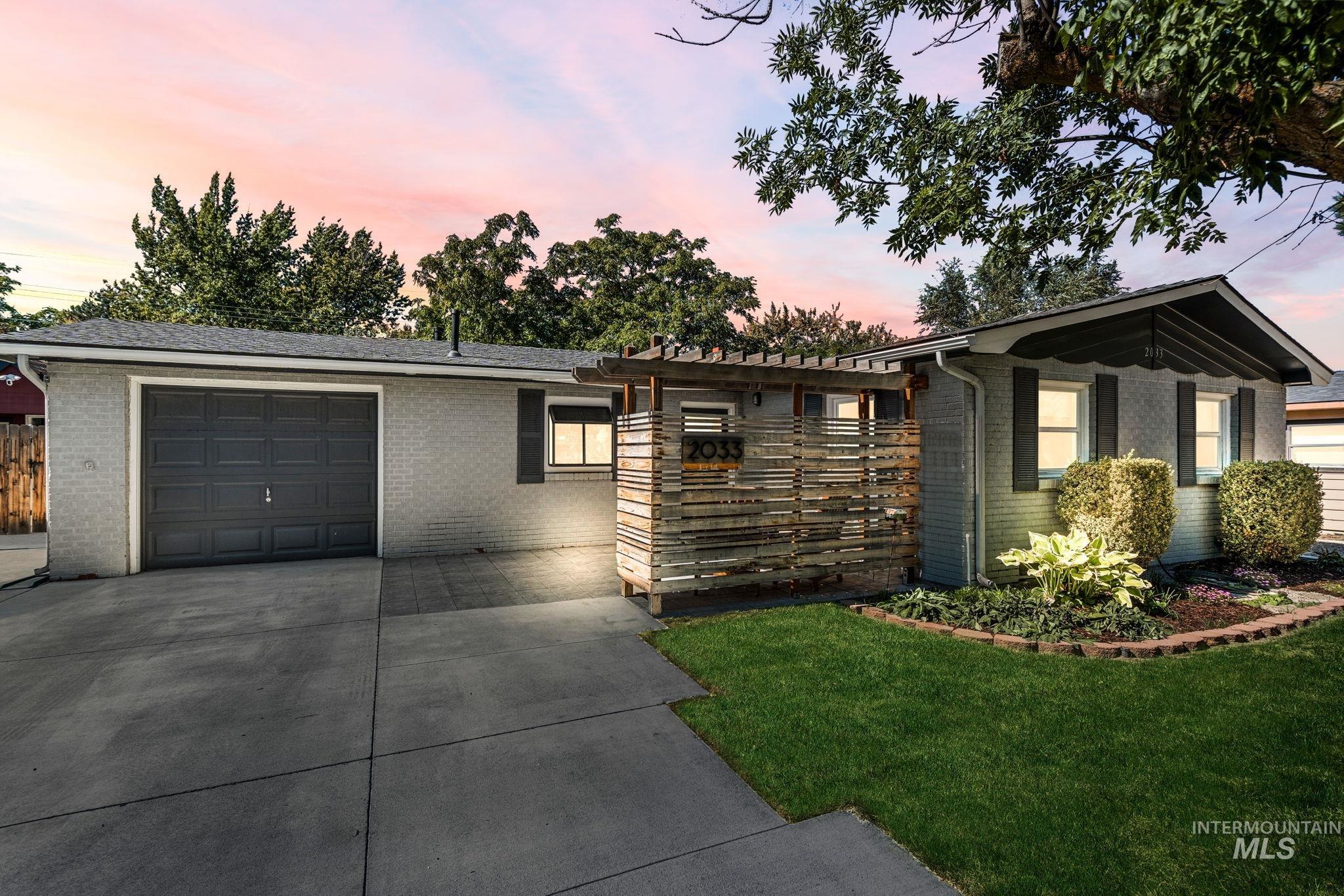 Jackson St, Boise, ID 83705