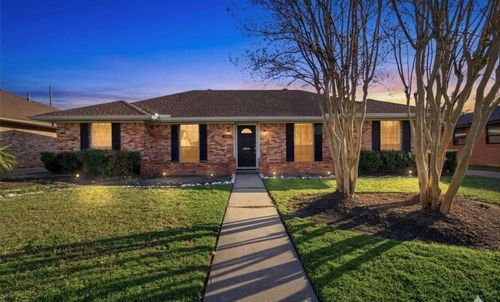 2310 Droxford Dr, Houston, TX, 77008-3013 | Card Image