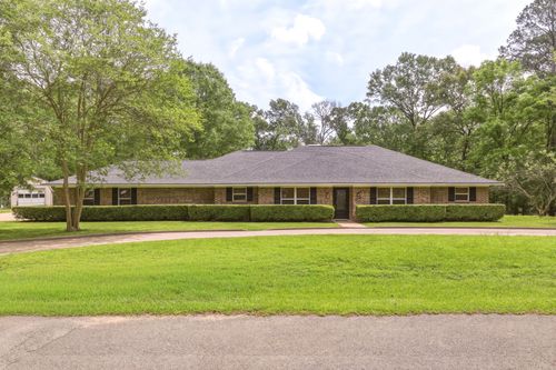 9465 Peninsula Dr, Tyler, TX, 75707-3653 | Card Image