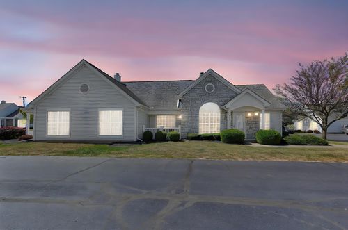 1235 Dunhurst St, Circleville, OH, 43113-1379 | Card Image