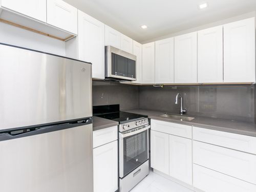 apt-207-2420 Diana Dr, Hallandale Beach, FL, 33009-4804 | Card Image