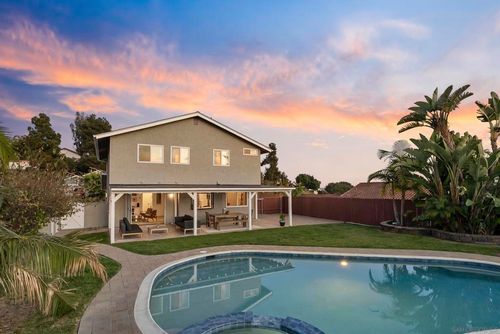 2724 Chestnut Ave, Carlsbad, CA, 92010-2125 | Card Image