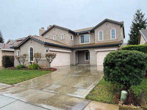 1602 Dorothy Ln, Yuba City, CA, 95993-5256 | Card Image