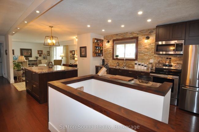 2133 6th Ave W, House other with 2 bedrooms, 2 bathrooms and 3 parking in Owen Sound ON | Image 19