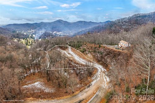 391 Valley View Dr, Maggie Valley, NC, 28751 | Card Image