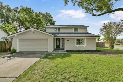 3727 Thursa Ln, Friendswood, TX, 77546-3420 | Card Image