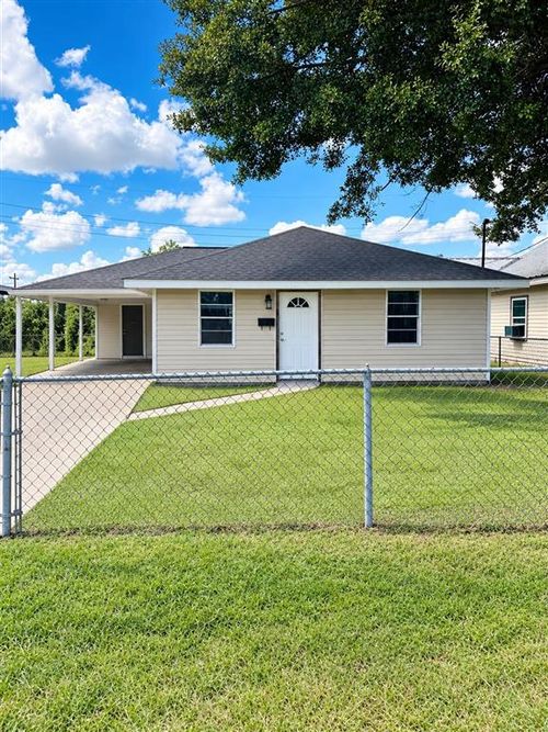 1613 Orrin St, Lake Charles, LA, 70601-1075 | Card Image