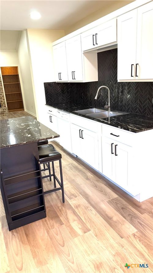9-4000 Hickory Road, Temple, TX, 76502 | Card Image