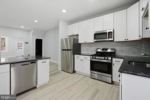 2041 Church Ln, PHILADELPHIA, PA, 19138-2446 | Card Image